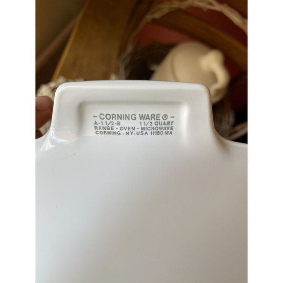 CORNING WARE Le PERSIL - 1970s Spice of Life Oven Ware - Square Dish - 8 1/2" - Picture 9 of 9